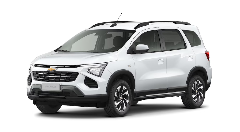 Conheça o novo Chevrolet Spin 2027 na versão Premier e na cor Branco Summit